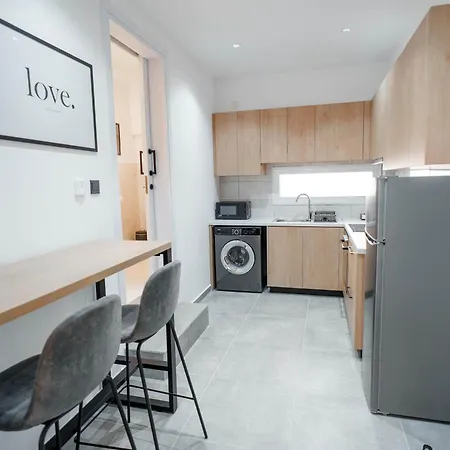 Kition In Finikoudes Appartement *
